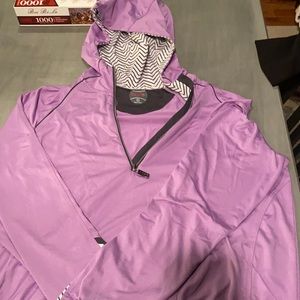 Athletic running pull over